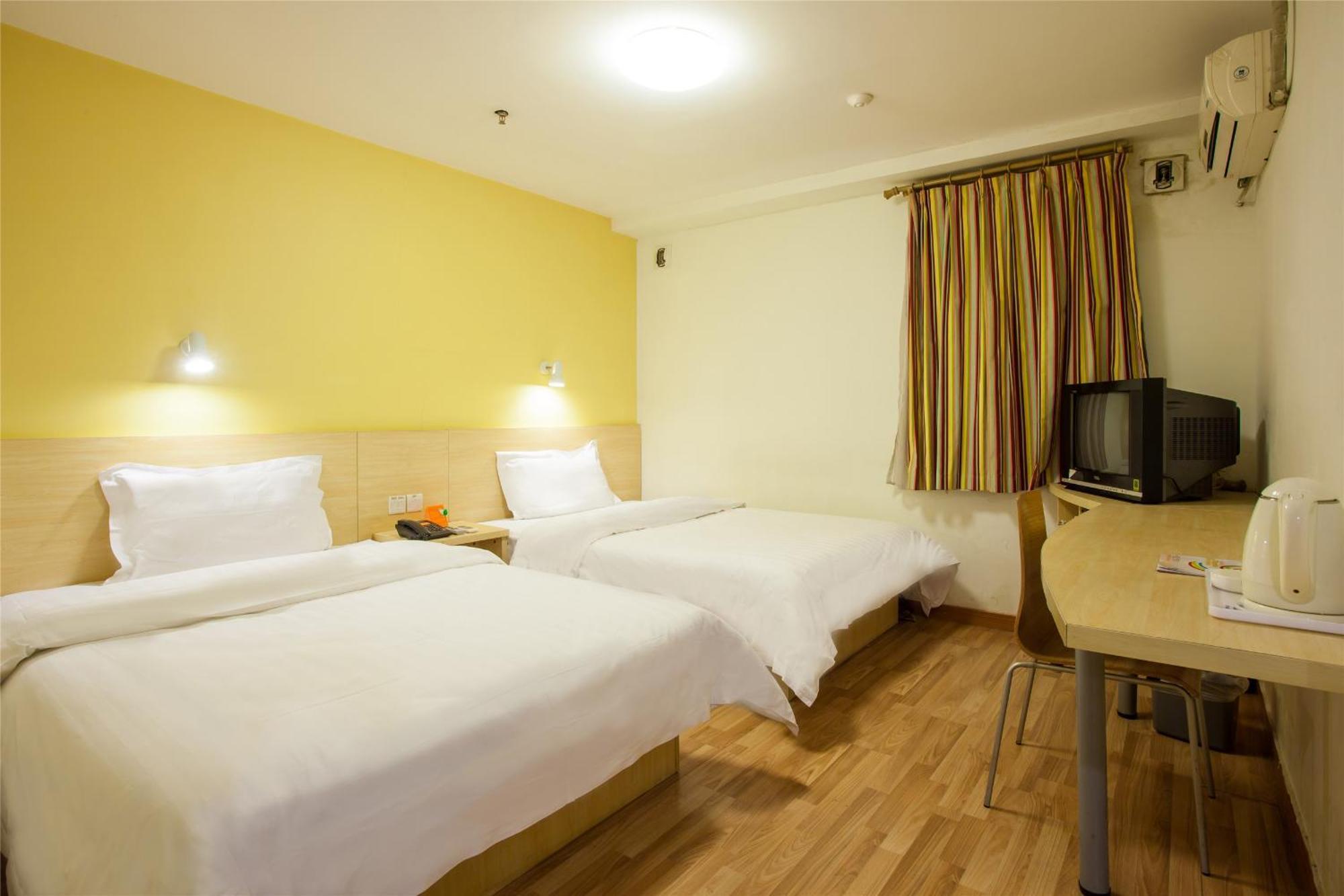 7Days Inn Beijing Shunyi Development Zone Xiandai Auto Mall Bagian luar foto
