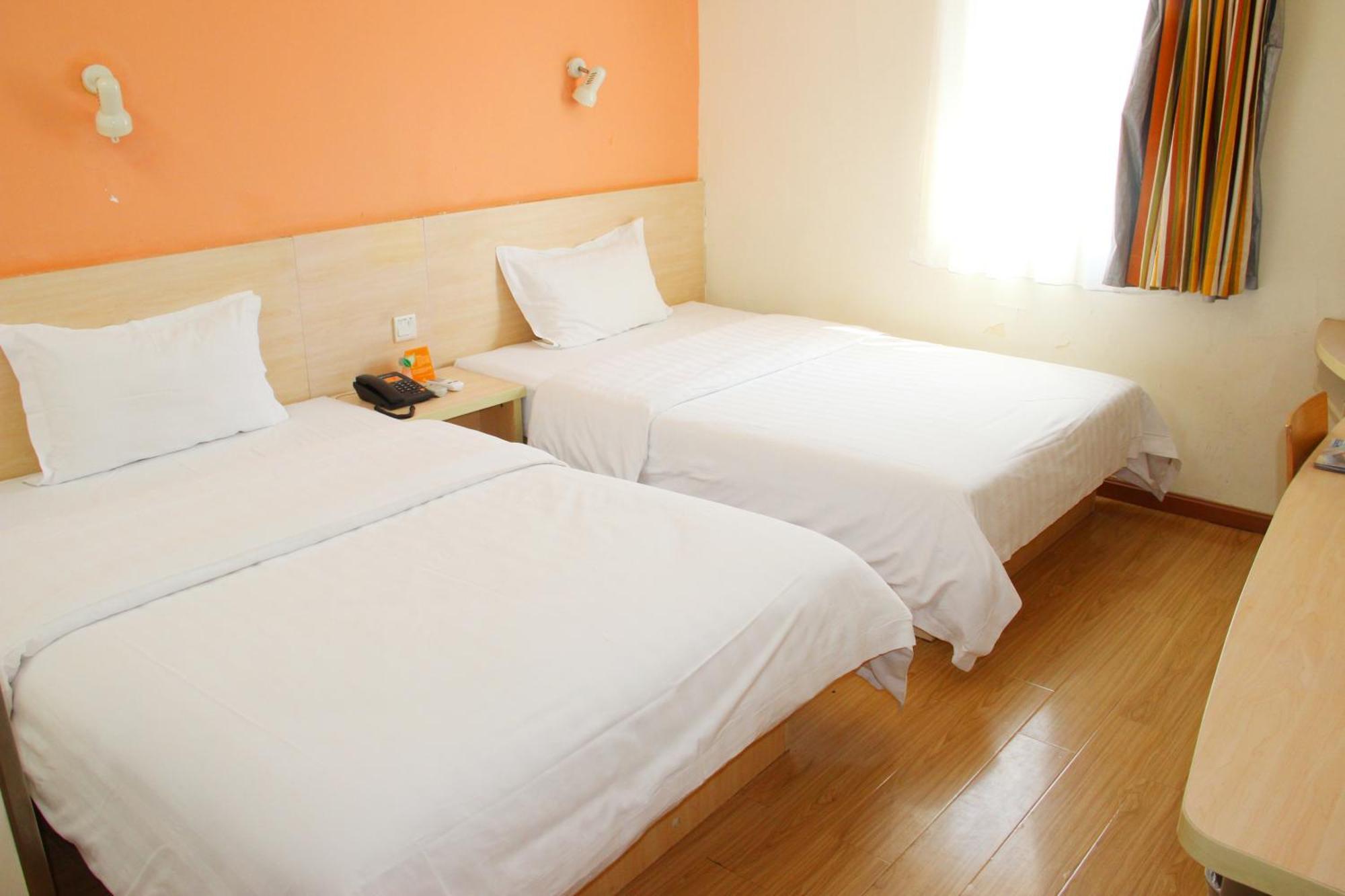 7Days Inn Beijing Shunyi Development Zone Xiandai Auto Mall Bagian luar foto